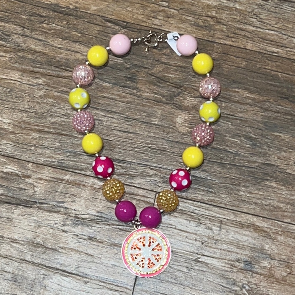 Bubble necklace with shiny lemon charm !